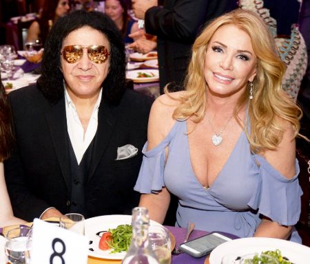 Shannon Tweed's estimated net worth is $50 million as of March 2021.